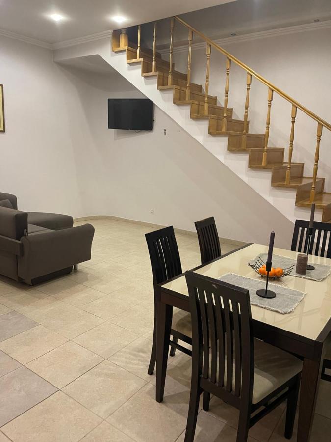 Apartment Kostyushka ลวีฟ ภายนอก รูปภาพ