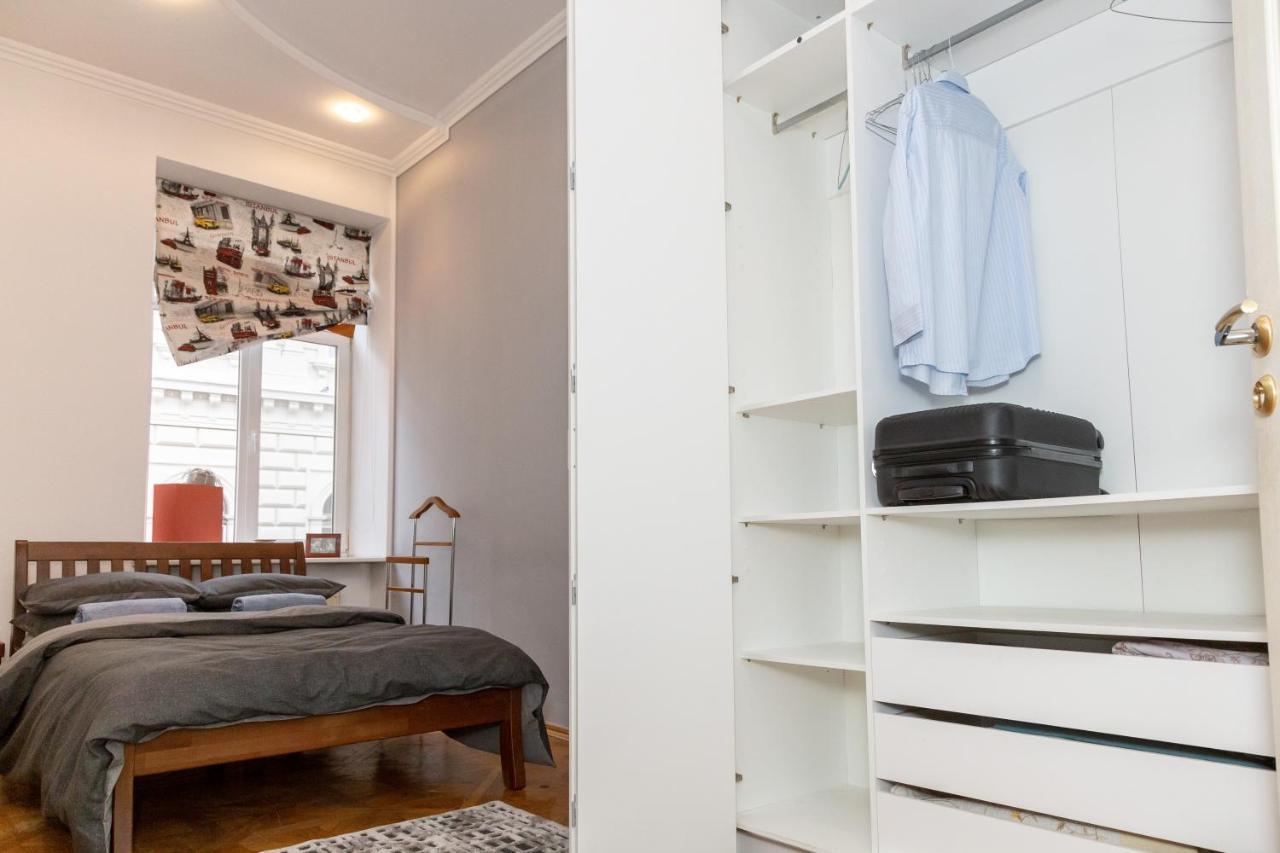 Apartment Kostyushka ลวีฟ ภายนอก รูปภาพ