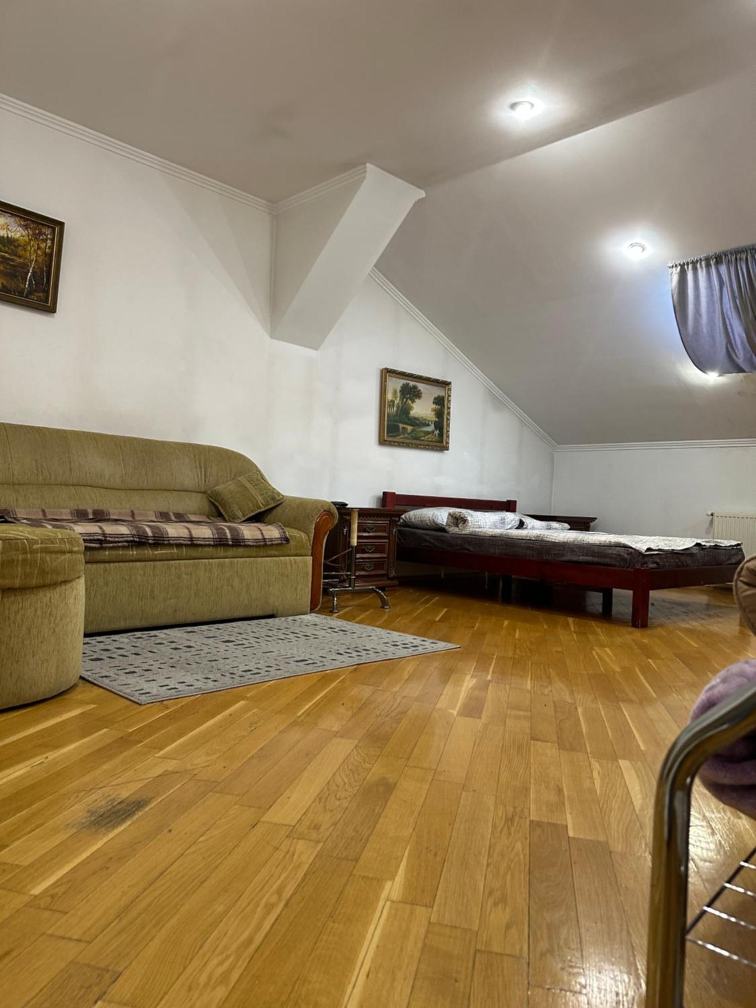 Apartment Kostyushka ลวีฟ ภายนอก รูปภาพ