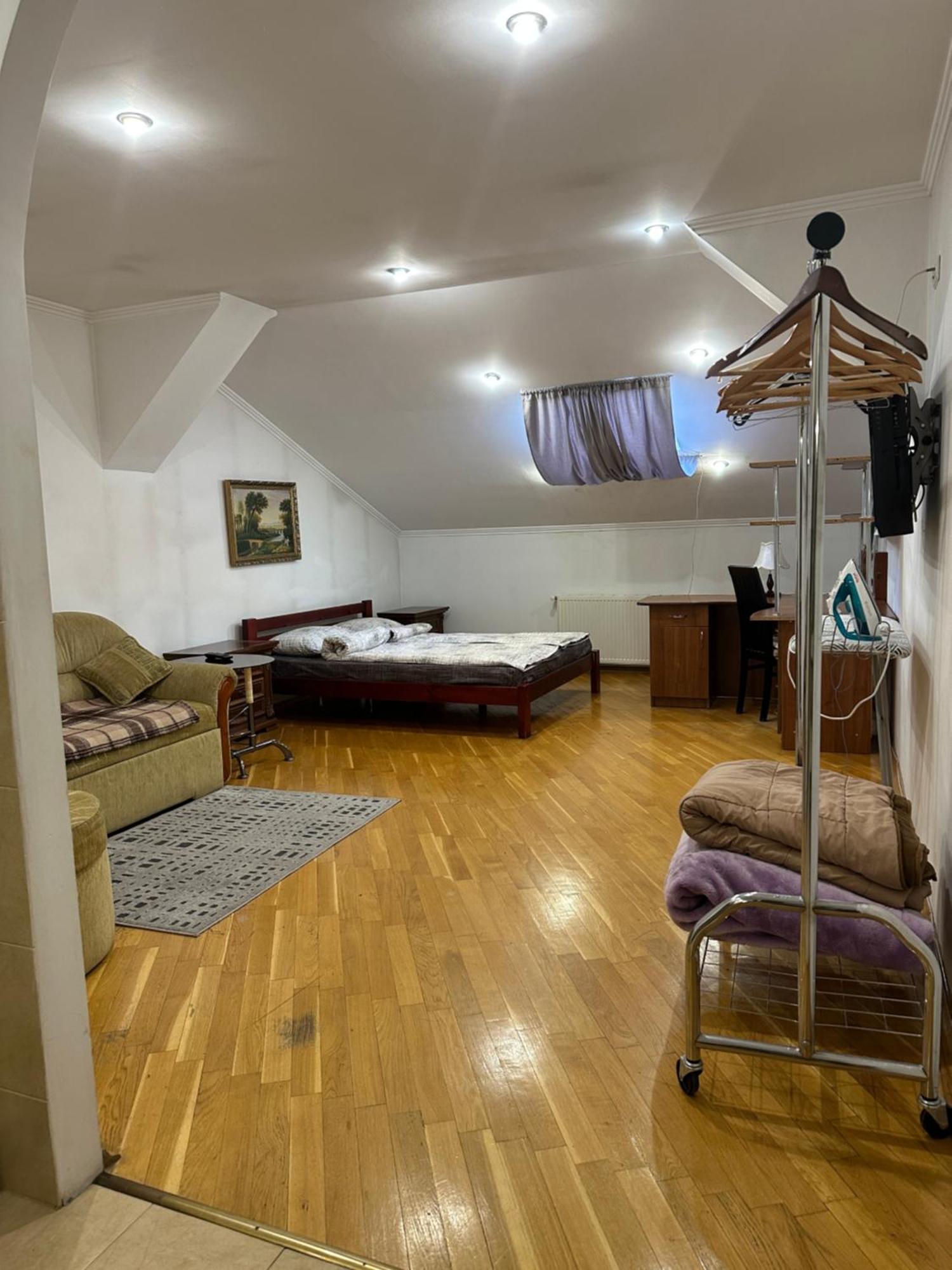Apartment Kostyushka ลวีฟ ภายนอก รูปภาพ