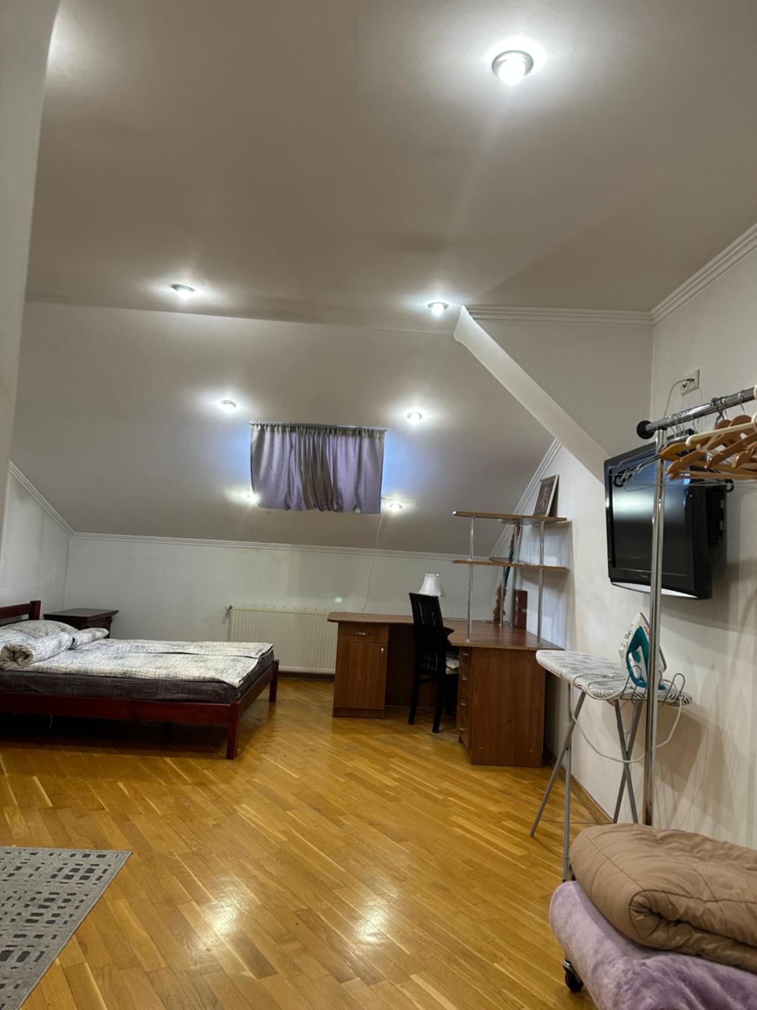 Apartment Kostyushka ลวีฟ ภายนอก รูปภาพ